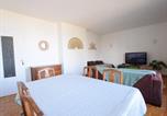 Location vacances Festival Escales Musicales - Appartement charmant avec balcon, près du lac et piscine, parking inclus - Fr-1-498-72-3