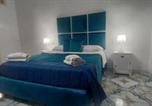 Location vacances Naples - Neapolis Rooms Santa Lucia-1