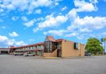 Hôtel Toledo - Super 8 by Wyndham Perrysburg-Toledo-4