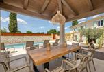 Location vacances Kanfanar - Nice Home In Zminj With Sauna-3