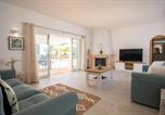 Location vacances  Carvoeiro - Pomba beautifully renovated with heated pool!-3
