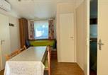 Location vacances Les Mathes - Jf79 Mobile Home - 2 Bedrooms in Family Campsite-4