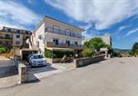Location vacances Jelsa - Apartment Tonka-1