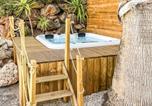 Location vacances Iznájar - Lovely Home In Rute With Wifi-2