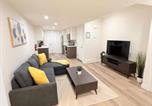 Location vacances High River - Modern Seton Suite Kitchen Laundry Tv-1