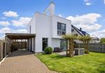 Location vacances Börgerende-Rethwisch - &quote;Haus Ute&quote; mit 2 Schlafzimmer, Kamin & Garten Ofc 37-2