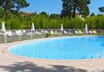 Villages vacances Nans-les-Pins - FranceComfort Villapark Le Jardin du Golf-1