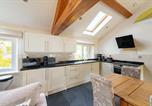 Location vacances Staveley-in-Cartmel - Lakes Cottage-3