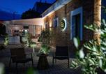 Location vacances Orosháza - Turul Boutique Rooms & Apartment-1