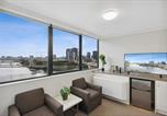 Location vacances Brisbane - Central Brisbane Studio with Stunning River Views-1