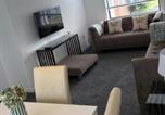 Location vacances Ayr - Ayr 2-Bed House Sleeps 4 with Garden & Parking-1