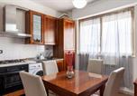 Location vacances Camaiore - Residence Caravel 16-2