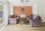 Location vacances Southam - Modern 4 Bed Home With Parking Close To Town-2