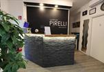 Location vacances  Ville métropolitaine de Milan - Guest House Pirelli Milano-1