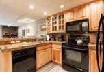 Location vacances Vail - Condo with Outdoor Heated Pool and Free Wifi-3