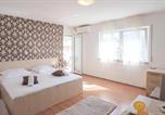 Location vacances Dugopolje - Nice Apartment In Podstrana With House Sea View-3