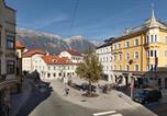 Location vacances Innsbruck - Riesiges zentrales Apartment mit Parkplatz-2