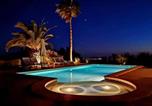 Location vacances  Province des Îles Baléares - Sa Talaia - Villa Santanyi Vistas Deluxe-4