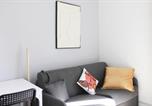 Location vacances  Hauts-de-Seine - Charming T1 at the gates of Paris-2