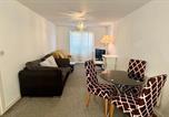 Location vacances  Gare de Walsall - 2 Bed Wolverhampton Apartment-Sleeps 5-1
