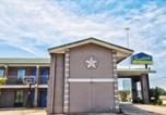 Hôtel Conroe - Scottish Inns & Suites Shenandoah Woodlands Mall-2