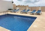 Hôtel Castellon - Living one Bed and Breakfast-1