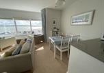Location vacances Aberdovey - Lovely seafront 2 bedroom Apartment 4-2
