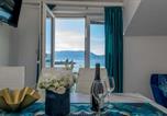 Location vacances Ploče - Apartments Beach house Blace-2