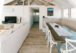 Location vacances Burgenland - Lakeside cabin Sonnenschilf-1