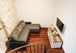 Location vacances Dalmatie – Šibenik - House City Center with Garden-3