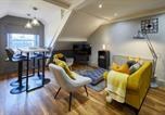 Location vacances Alnwick et son château - Bright 2br with Castle Views-3