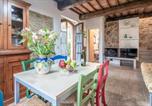 Location vacances Castellina in Chianti - Nice Home In Montaione With Wifi-3