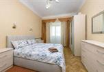 Location vacances Kiev - 2-Bedroom Apartment on Khreshchatyk-1