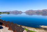 Location vacances Glencoe - Loch Linnhe Waterfront Lodges with Hot Tubs-2