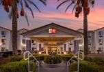 Hôtel Hemet - Best Western Plus Lake Elsinore Inn & Suites-1