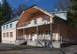 Location vacances Tábor - Penzion Živec - restaurace a ubytování-1