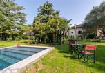 Location vacances  Province de Mantoue - Pet Friendly Home In Ponti Sul Mincio-1