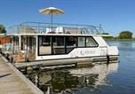 Hôtel Genthin - 1 Bedroom Lovely Ship In Havelsee Ot Kützkow-1