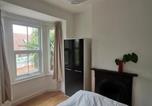 Location vacances Reading - Victorian Terrace near Uni sleeps 6 Garden-3