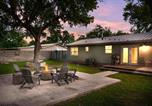 Location vacances Fredericksburg - Ufer Haus - Game Room Fire Pit Walk to Main-1