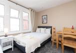 Location vacances Bournemouth - Open Mind Property - Comfy Studio Flat for Four-2