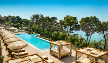 Punto Blu Valamar Village